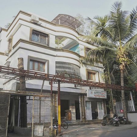 Super Townhouse The Upper Room Near Pune Airport Lohogaon Kültér fotó