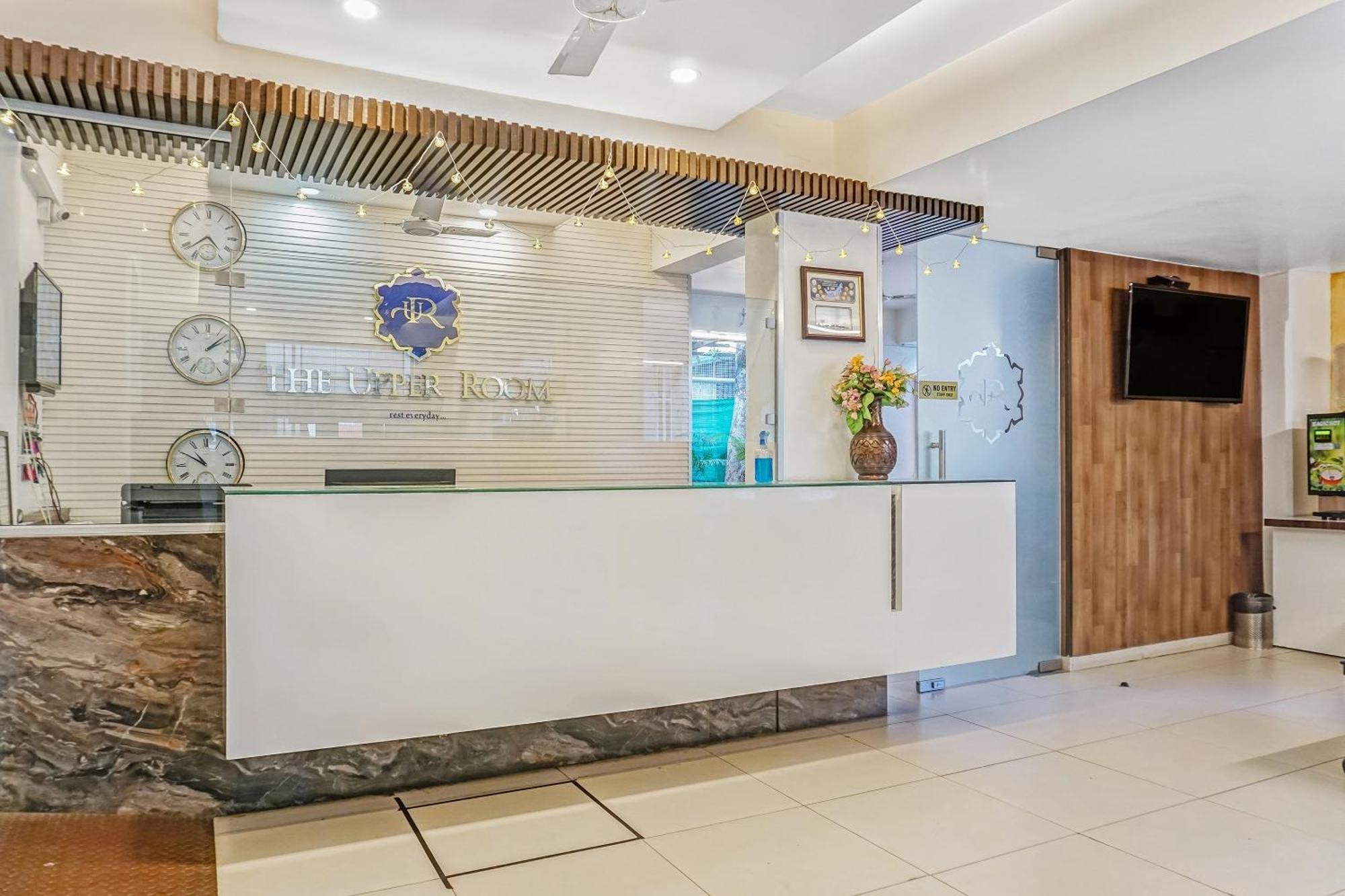 Super Townhouse The Upper Room Near Pune Airport Lohogaon Kültér fotó