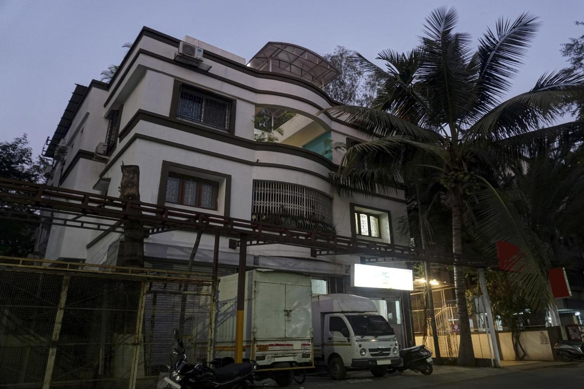 Super Townhouse The Upper Room Near Pune Airport Lohogaon Kültér fotó