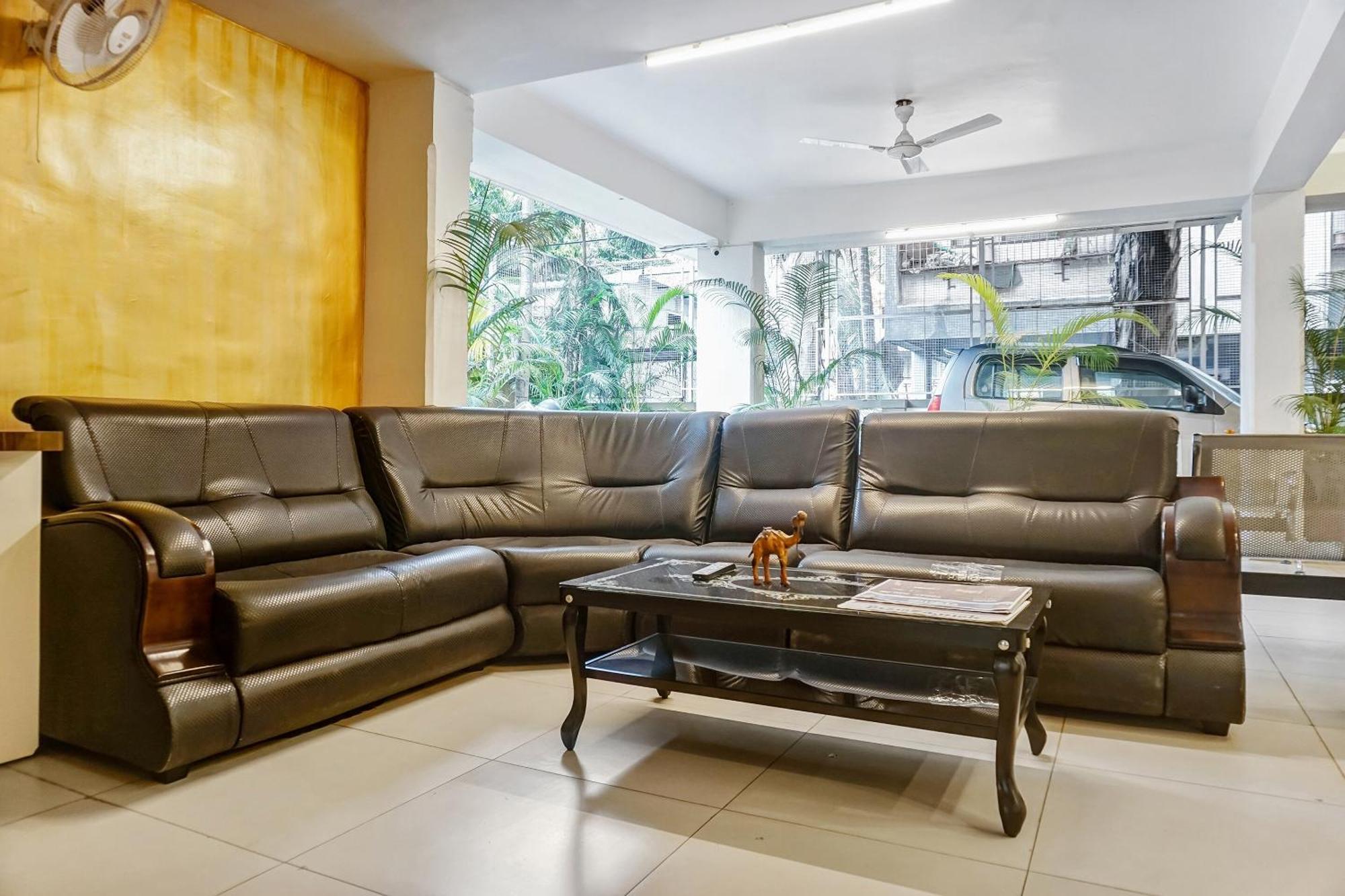 Super Townhouse The Upper Room Near Pune Airport Lohogaon Kültér fotó