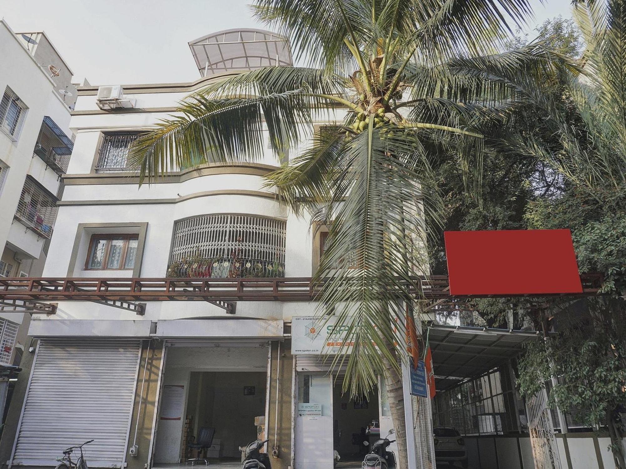 Super Townhouse The Upper Room Near Pune Airport Lohogaon Kültér fotó