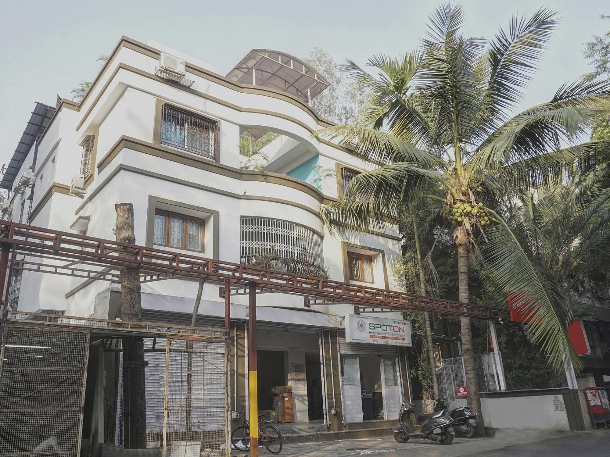 Super Townhouse The Upper Room Near Pune Airport Lohogaon Kültér fotó
