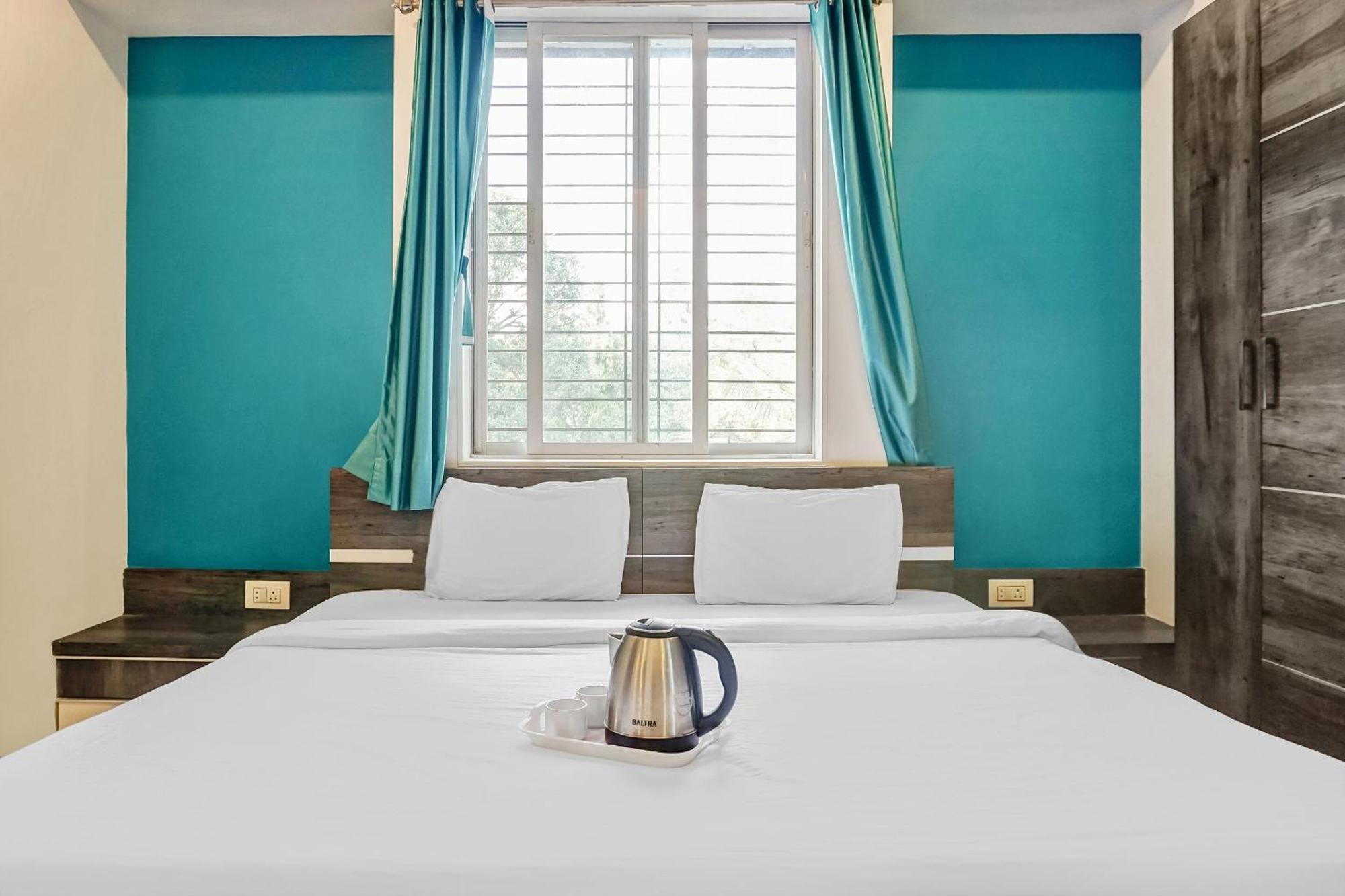 Super Townhouse The Upper Room Near Pune Airport Lohogaon Kültér fotó